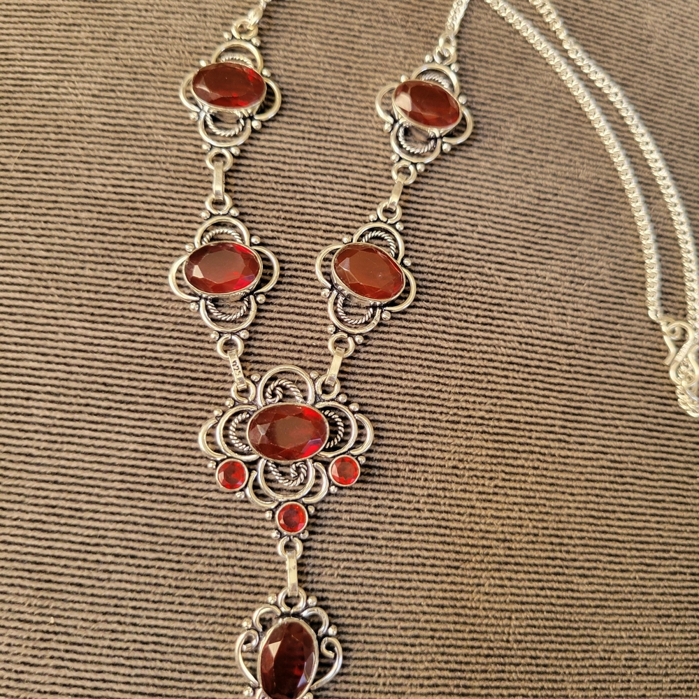 Elegant Silver and Red Gemstone Necklace